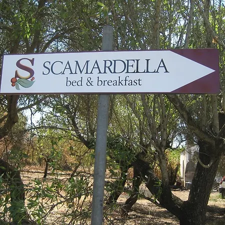 Scamardella לינה וארוחת בוקר *